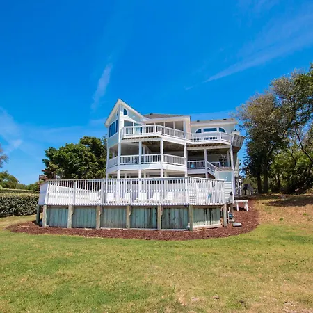 Ms1, Devonshire- Soundfront, Sound Views, Private Pool! Villa